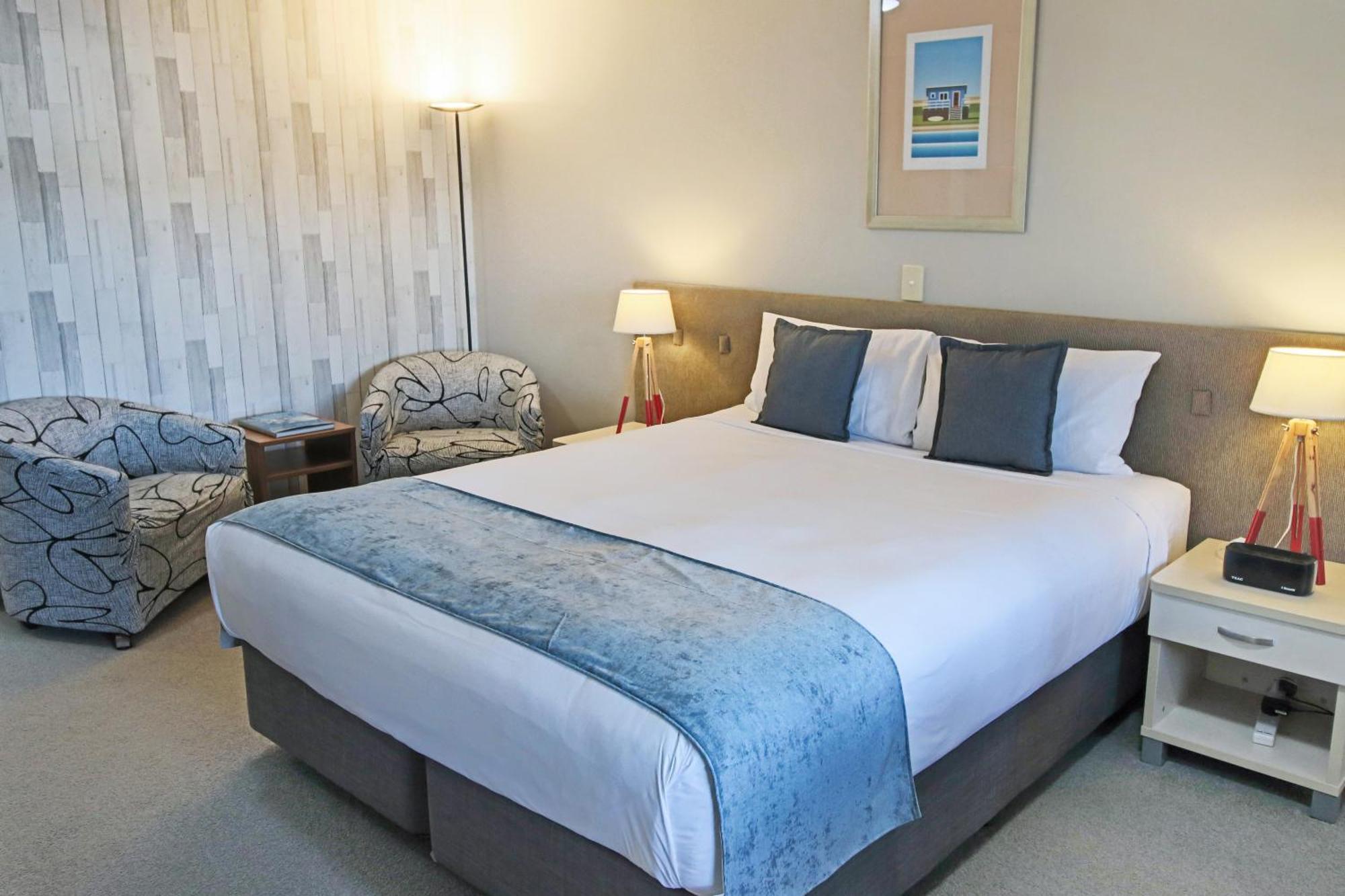 Whangaparaoa Lodge Экстерьер фото